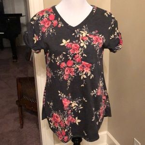 Floral t shirt tunic top size S